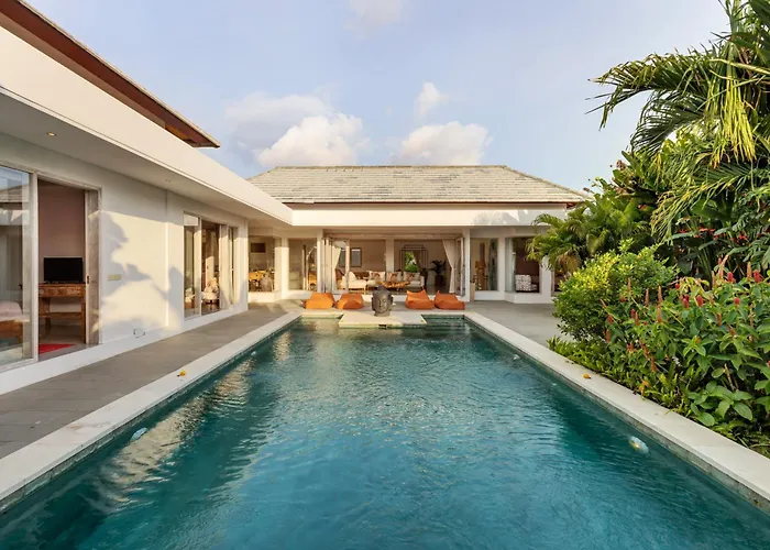 Villa Wonderful 4br In Seminyak