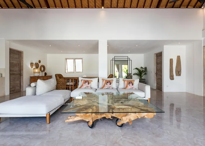Wonderful 4br In Seminyak