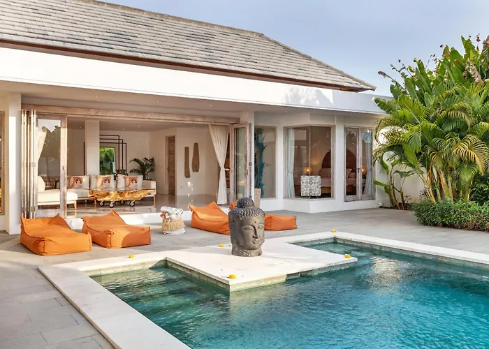 Wonderful 4br In Seminyak