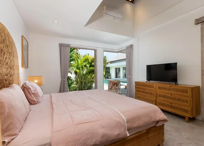 Wonderful 4br In Villa *