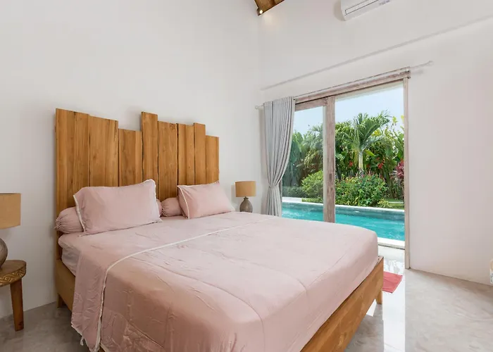 Wonderful 4br In Villa Seminyak