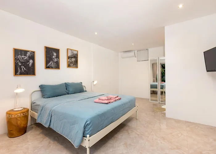 Wonderful 4br In * Seminyak