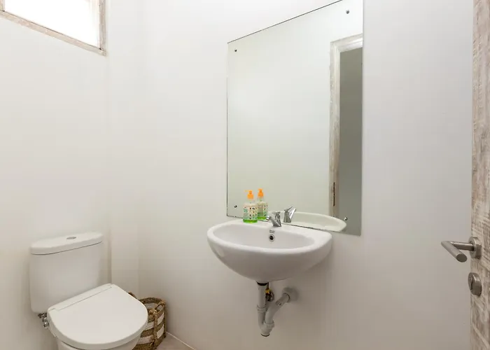 Wonderful 4br In Villa *